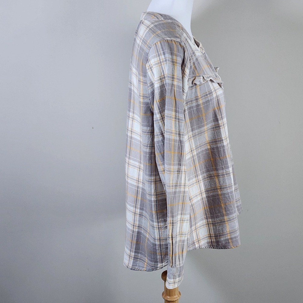 Harve Benard Plaid Button Up Womens Large Gray Ruffle Western Flannel Cottage - Picture 3 of 12